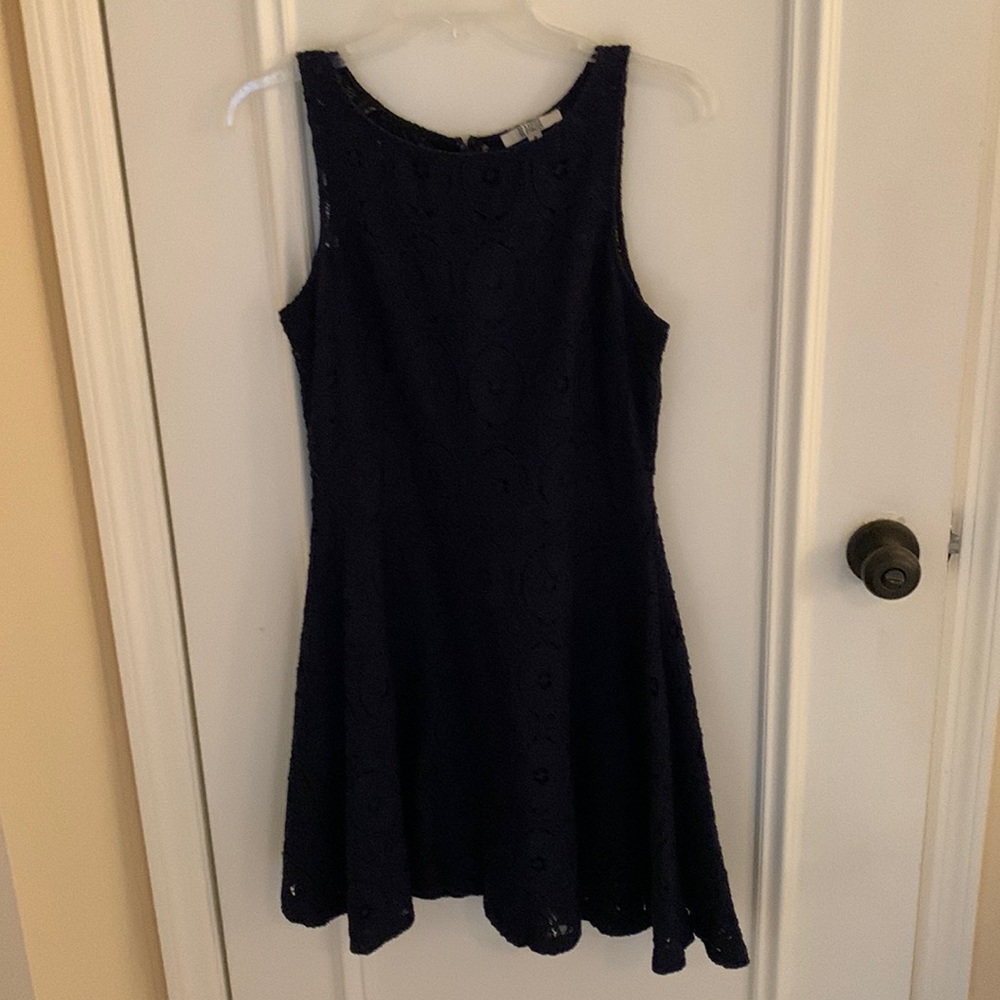 BB Dakota navy blue lace dress size 8 renley fit and flare